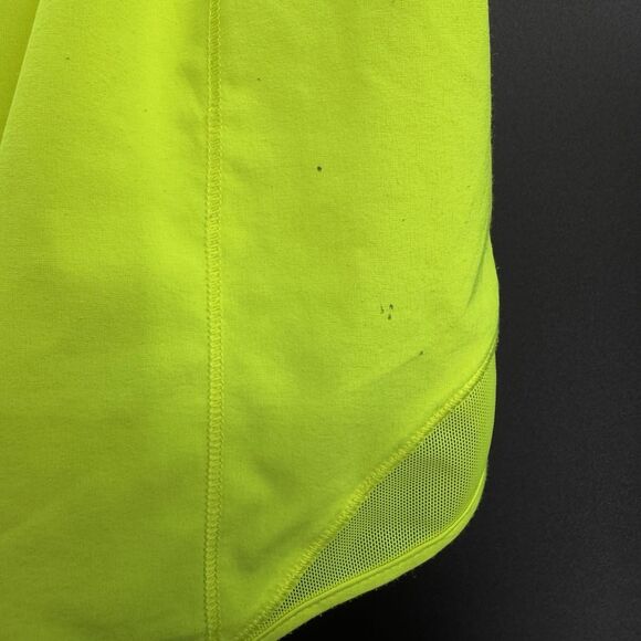 Lululemon Hotty Hot High Rise Size 6 Lined 4” Highlight Yellow Running Shorts - Picture 4 of 6